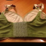 Stylish Floral Lace Seamless Embroidery Bra and Panty Set with detailed lace accents and a coordinated design that enhances confidence and elegance.