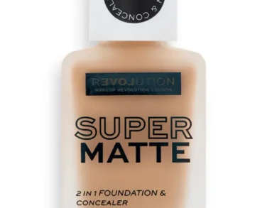 Makeup-Revolution-relove-supermatte-foundation-F10.5-870x450