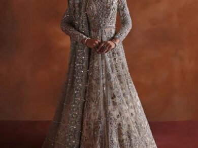 Ayesha’s Antique Ivory Bridal Dres Ayesha’s Antique Ivory Bridal Dres