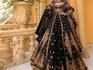 Ayesha’s Black & Antique Gold Wedding