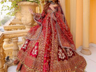 Ayesha’s Emerald Green & Antique Gold Wedding Dress