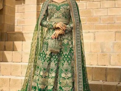 Ayesha’s Majestic Emerald Green Bridal Dress 3
