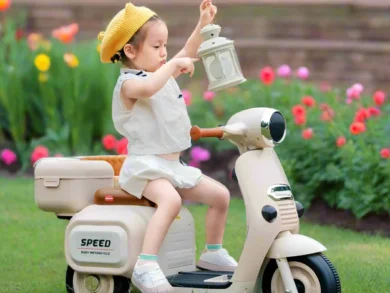 Mini Rechargeable Ride-On Scooter with Light and Sound